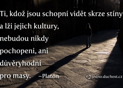 Platón – stín lži